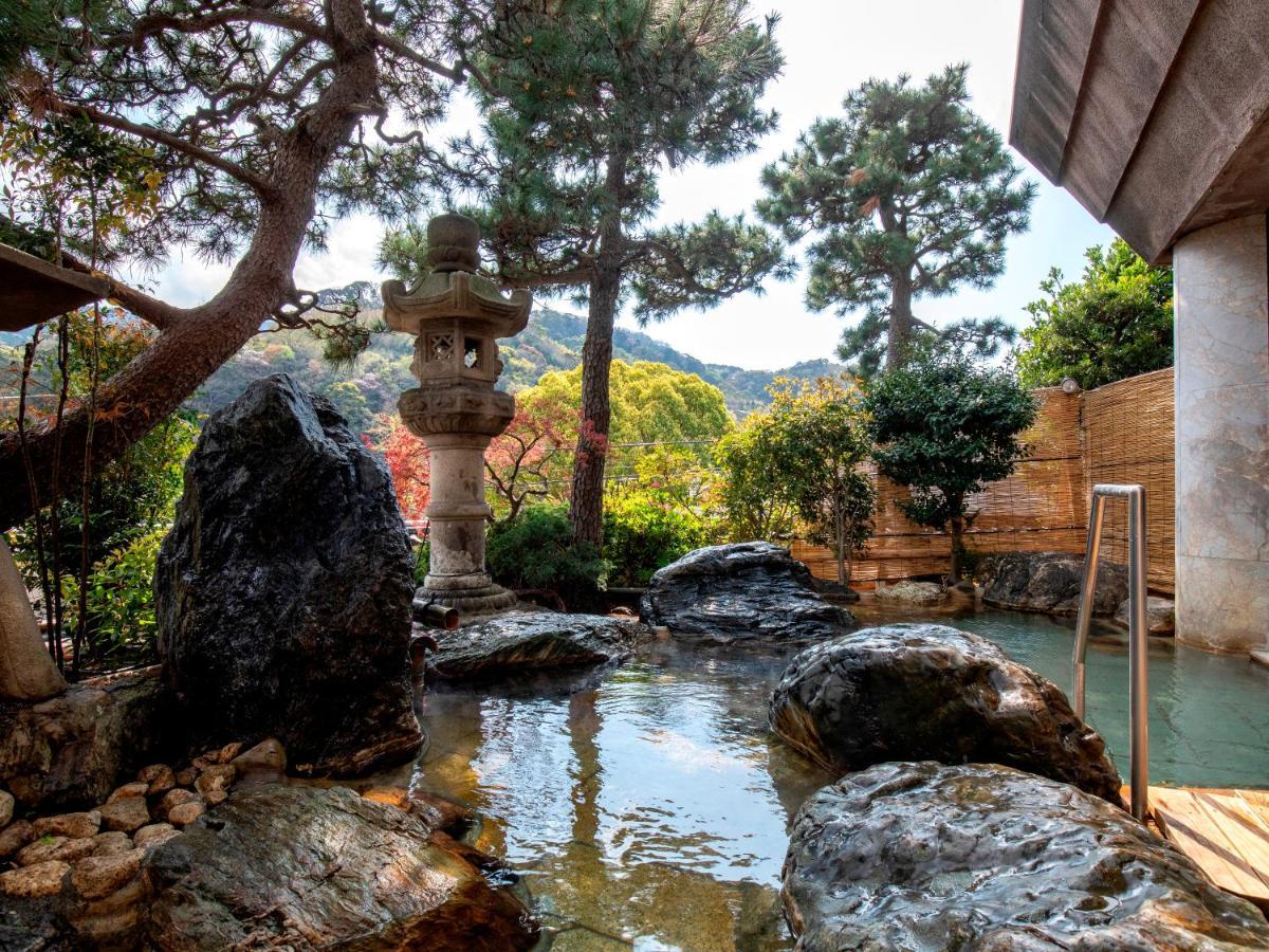 Wakamatsu Hakoneyugawara Hotel Buitenkant foto