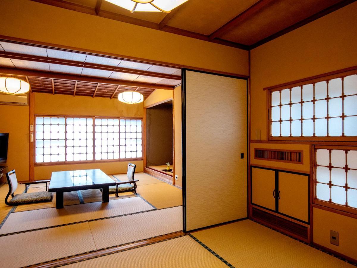 Wakamatsu Hakoneyugawara Hotel Buitenkant foto