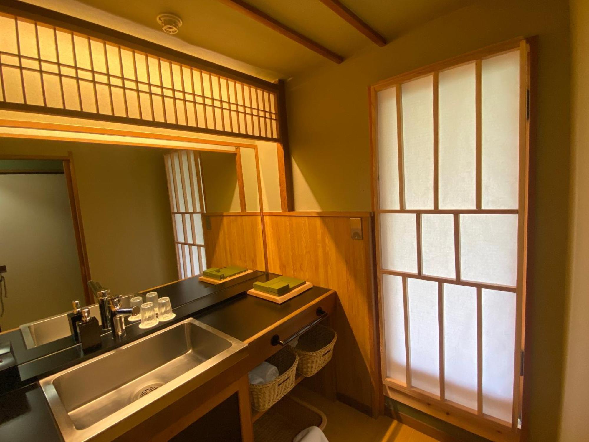 Wakamatsu Hakoneyugawara Hotel Buitenkant foto